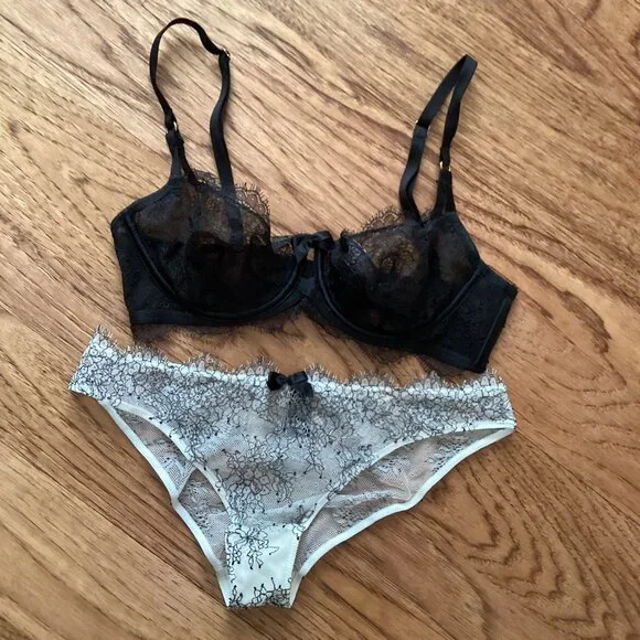 VICTORIA'S SECRET VERY SEXY SET UNLINED DEMI BRA BLACK LACE 32C CHEEKINI PANTY M - Picture 3 of 4